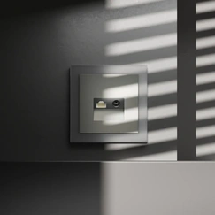 Product gallery item